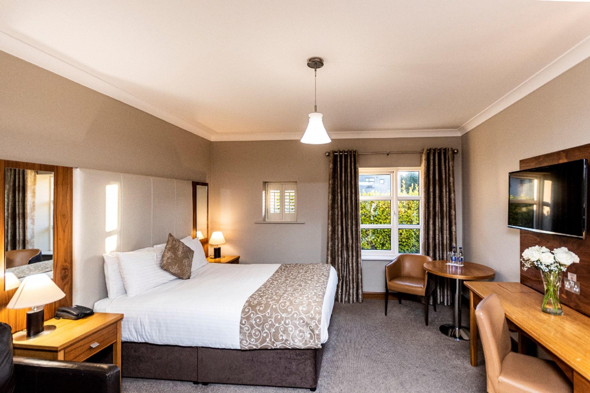 The Riverside Park Hotel Enniscorthy Exterior foto