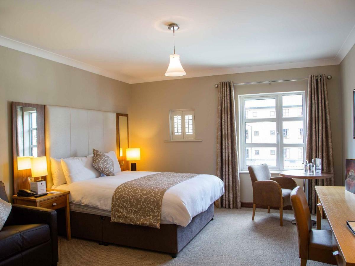 The Riverside Park Hotel Enniscorthy Exterior foto